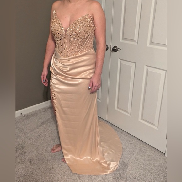 NEW  FORMAL SLEEVELESS SHEATH STRAPLESS DRESS EMBROIDERED WITH SEQUINS NX F1466 - Picture 14 of 14